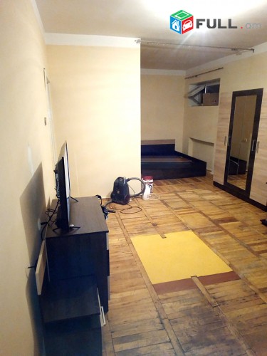 Քարե շենք, չեխական նախագիծ, 1-2 սենյակի ձևափոխված բնակարան Զեյթունում կոդ 8+11171