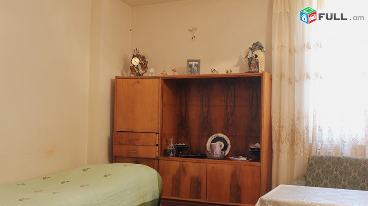 Ավան Առինջ 1-ին միկրո, 1-2 սենյակի ձևափոխված, արևոտ բնակարան կոդ 10 + 10902