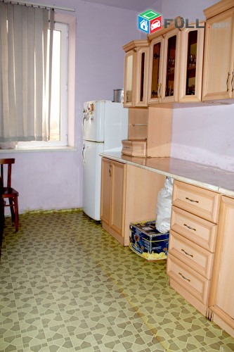 Աջափնյակ, Նորակառույց շենք, 2-3 սենյակի ձևափոխված, արևոտ բնակարան Կոդ 10 + 21521