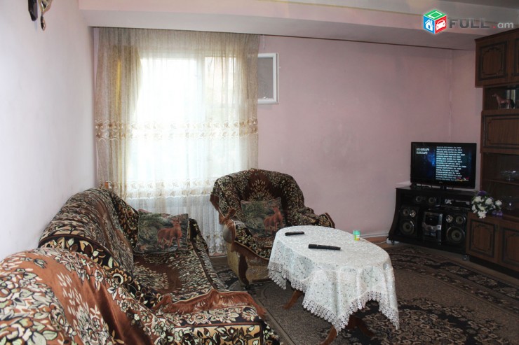 4 սենյականոց բնակարան Դավիթաշենում, միջին հարկ, Կոդ 2 + 40260