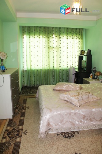 4 սենյականոց բնակարան Դավիթաշենում, միջին հարկ, Կոդ 2 + 40260