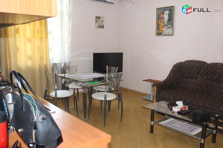 1ս բնակարան Թամանյան փողոցում Կասկադի հարևանությամբ, Kentronum, Tamanyan poxoc