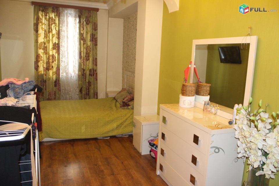 Կոդ ՝80259 4 սենյակ.բնակ.քարե շենքում՝Կոմիտասի պողոտա ,նոր կապ.վերանորոգված 