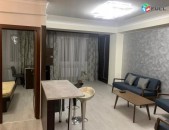 ԿՈԴ VA763 Վարձով 2 սենյականոց գեղեցիկ բնակարան Վարդանանց փողոցում․