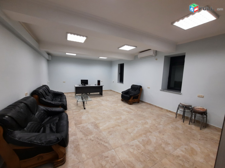 Գրասենյակային տարածք Սայաթ-Նովայի պողոտայում կենտրոնում, 50 ք.մ.