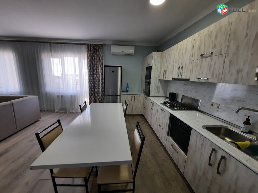3 սենյականոց բնակարան նորակառույց շենքում Վարշավյան փողոցում,Մանումենտում