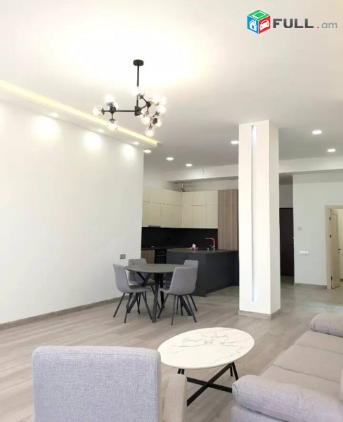 3 սենյականոց բնակարան նորակառույց շենքում Վերին Անտառային փողոցում