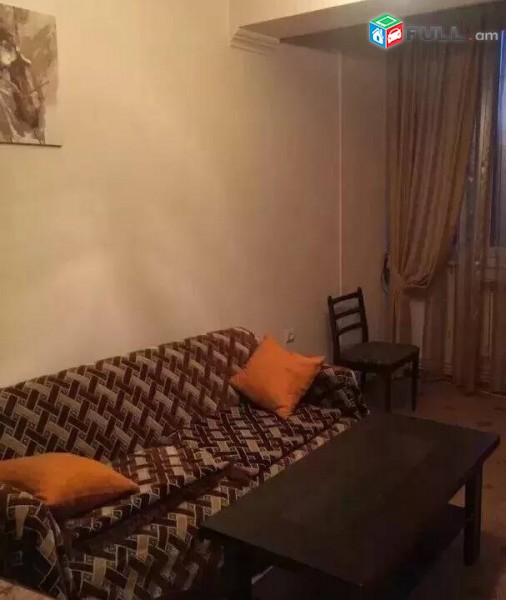2 սենյականոց բնակարան Վրացական փողոցում, 48 ք.մ., կապիտալ վերանորոգված, քարե շենք