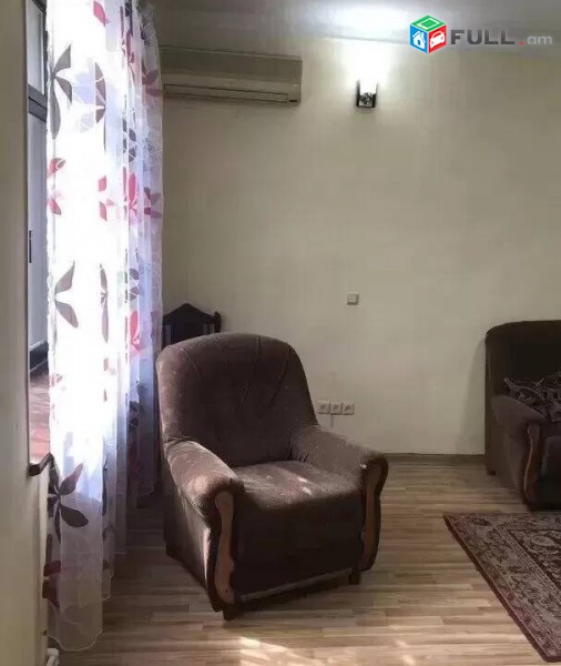 2 սենյականոց բնակարան Բաբայան փողոցում, 52 ք.մ., 2/5 հարկ, կապիտալ վերանորոգված, քարե շենք