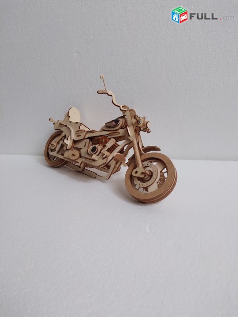 Деревяный мотоцикл