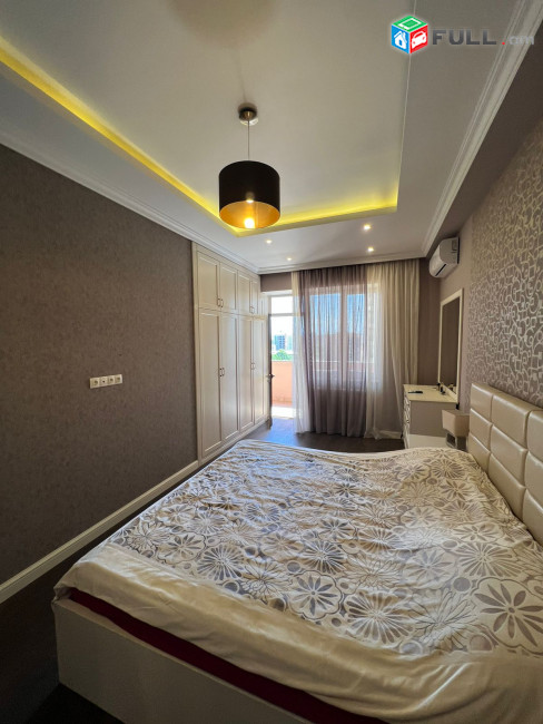 Կոդ 73100 3 սենյականոց բնակարան նորակառույց շենքում Բյուզանդի փողոցում