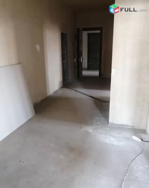3 սենյականոց բնակարան նորակառույց շենքում, Արաբկիրում 96 ք.մ ,kod-N130