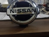 Nissan Qashqai demi znak kamerayov