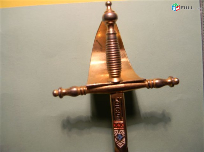 Сувенир:шпага Толедо(нож для открывания писем)Испания,	металл с гравировкой, длина 20.2см,	