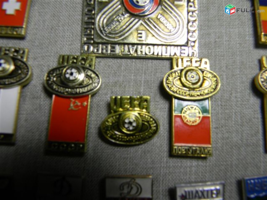 значок.Футбол.	Чемпионат Европы Юноши СССР 1984 UEFA, полный комплект-34 знака. алюмин.,