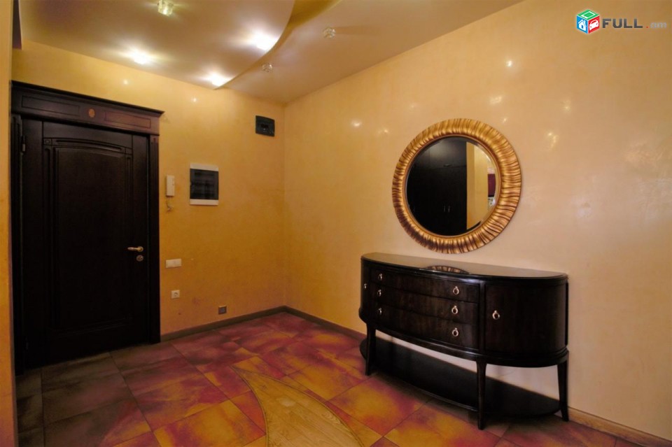 ՎԴ402 Վաճառվում է 3 սենյականոց  բնակարան՝ 150քմ մակերեսով, 10 հարկանի ներակառույց շենքի 4-րդ հարկում