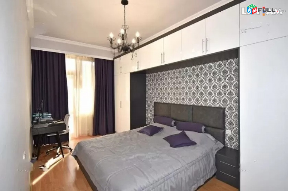 Կոդ 73376 3 սենյականոց բնակարան նորակառույց շենքում Վարդանանց փողոցում, 150 ք.մ., 2 սանհանգույց