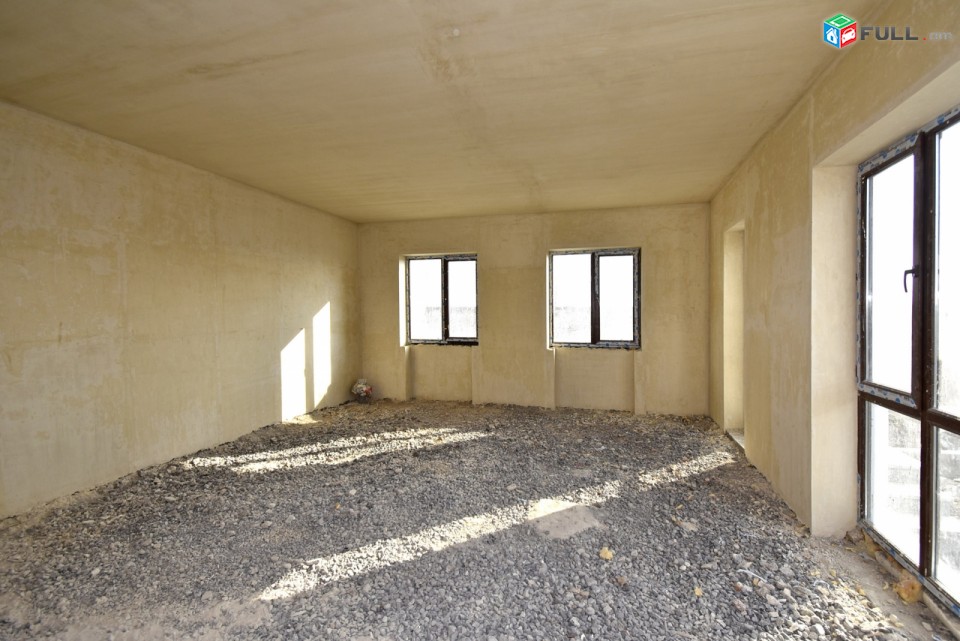 Երկհարկանի առանձնատուն անմիջապես կառուցապատողից "Մուշ" բնակելի թաղամասում, Վահագնի թաղամասի հարևանությամբ, SA018