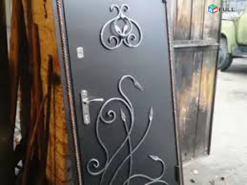 մուտքի դուռ / mutqi dur, Դարբնի գործեր/ Մետաղյա մուտքի դուռ 