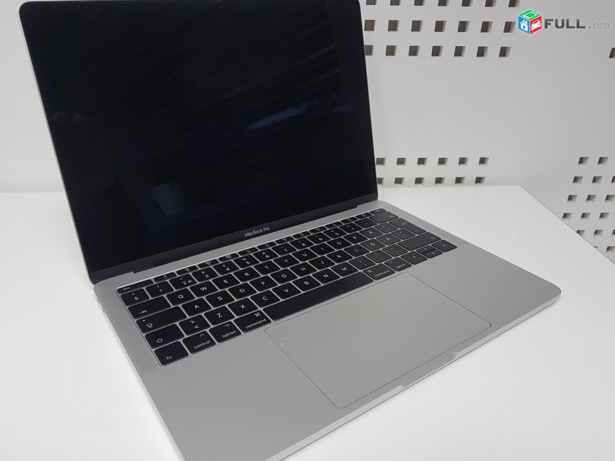 Macbook Pro 2017 (13,3”)