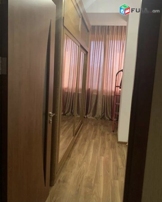 4 սենյականոց բնակարան նորակառույց շենքում Անաստաս Միկոյանի փողոցում, 105 ք.մ., 2 սանհանգույց