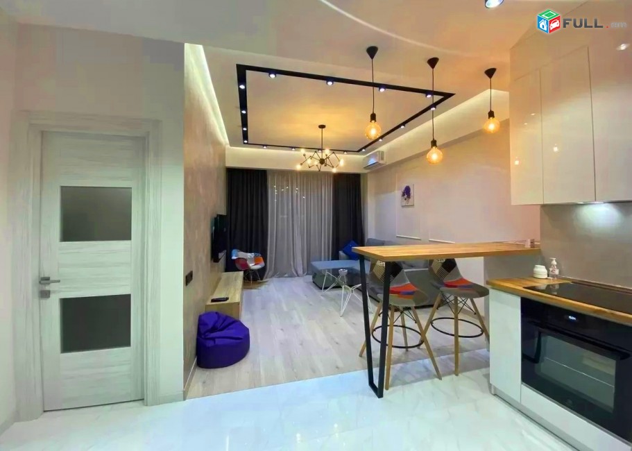 Կոդ 011111 2 սենյականոց բնակարան նորակառույց շենքում Եզնիկ Կողբացու փողոցում, 45 ք.մ., բարձր առաստաղներ