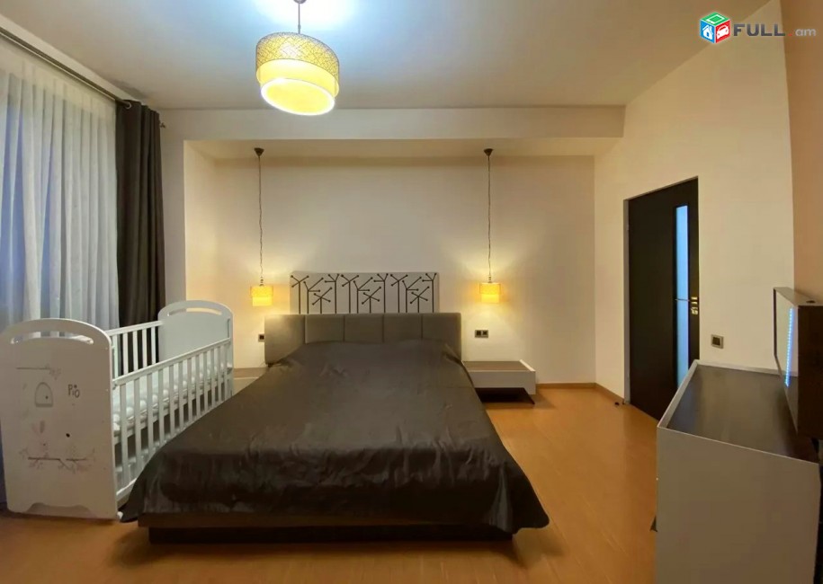Կոդ 011331  3 սենյականոց բնակարան նորակառույց շենքում Հայրիկ Մուրադյան փողոցում, 140 ք.մ., 2 սանհանգույց