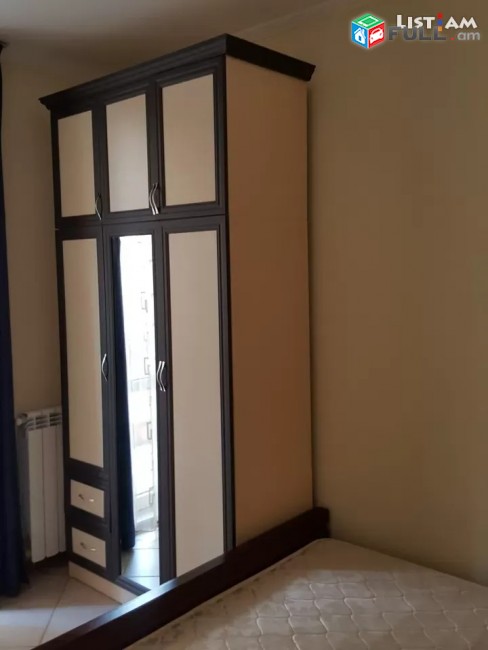ԿՈԴ MM138 Վարձով է տրվում 3 սենյականոց բնակարան Մովսես Խորենացու փողոցում