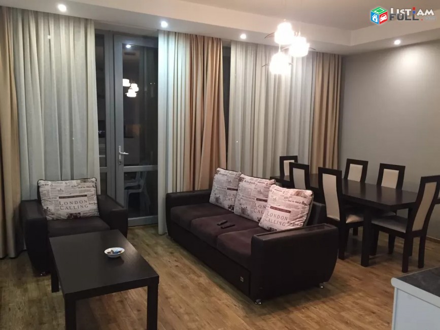 Կոդ 2279  Հանրապետության փողոց 2 սենյականոց բն նորակառույց