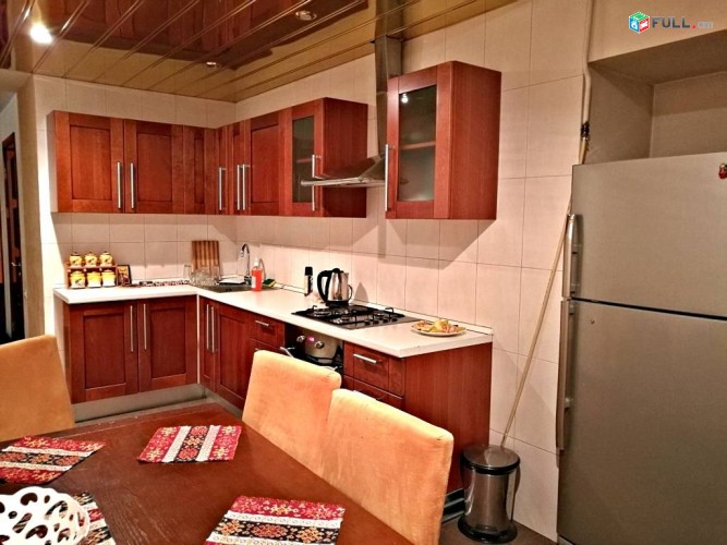 ՕՐԱՎԱՐՁՈՎ ՝ Ամիրյան SAS-i մոտ 3սեն Modern բնակարան, Посуточная Аренда, Apartment for Rent