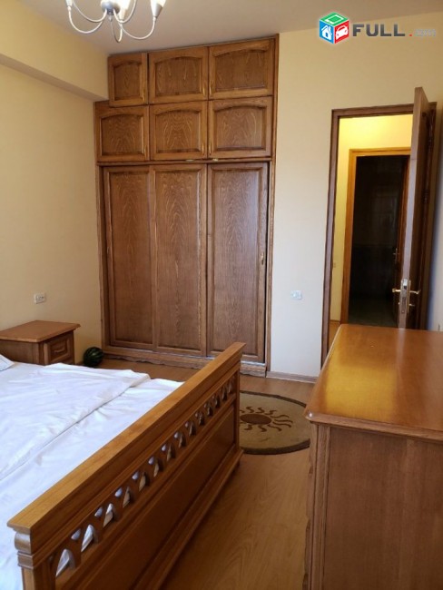 3 սենյականոց բնակարան նորակառույց շենքում Հյուսիսային պողոտայում, 130 ք.մ., 2 սանհանգույց