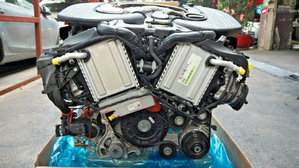 Mercedes W205 C63AMG 2018 4.0 V8 Bi-Turbo Engine