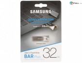 Samsung BAR Plus 32GB - 200MB/s USB 3.1 Flash Drive Champagne Silver
