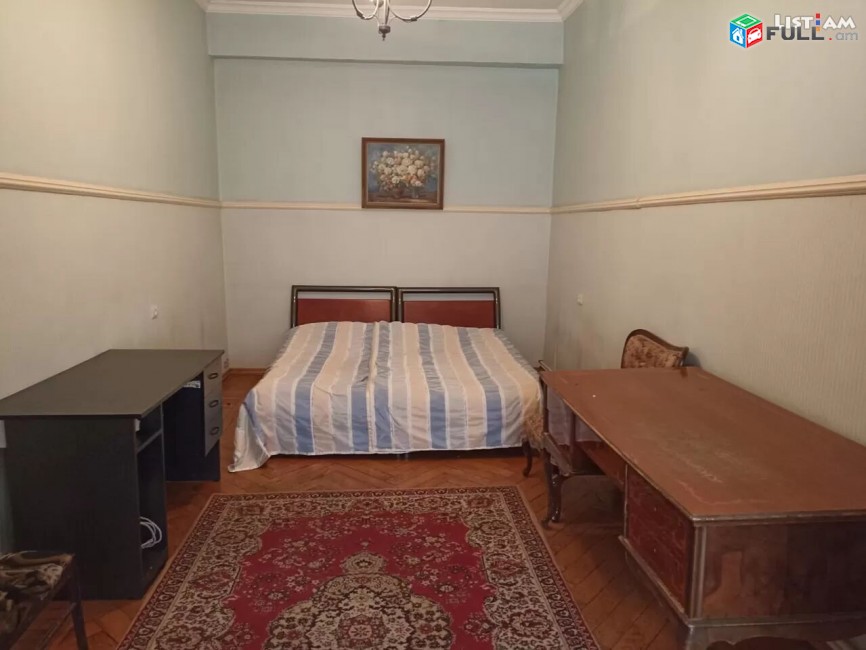 3 սենյականոց բնակարան Հանրապետության - Թումանյան հատվածում Kod - KEN6212