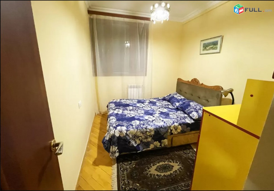 LA03397 Վարձով 3 սենյականոց բնակարան Մոսկովյան փողոց , Օպերա 