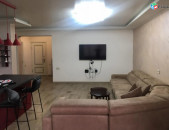 LA03601 Վարձով 3 սենյականոց բնակարան Վարդանանց փողոցում