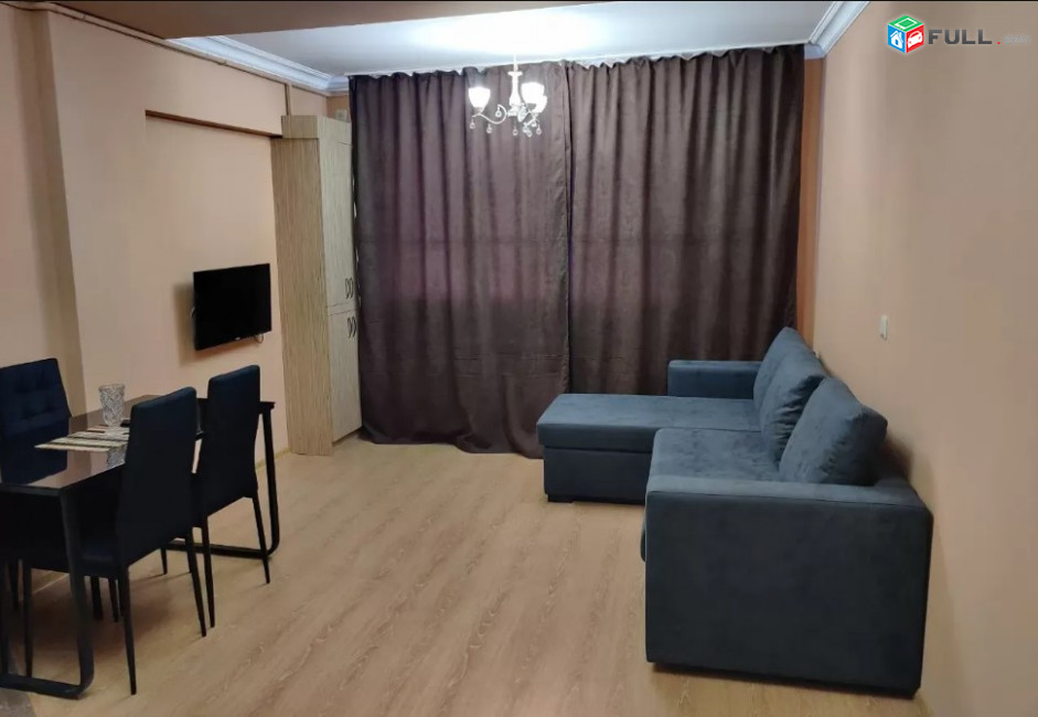 LA04957 Վարձով 2 սենյականոց բնակարան Մոսկովյան փողոցում 