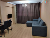 LA04957 Վարձով 2 սենյականոց բնակարան Մոսկովյան փողոցում 