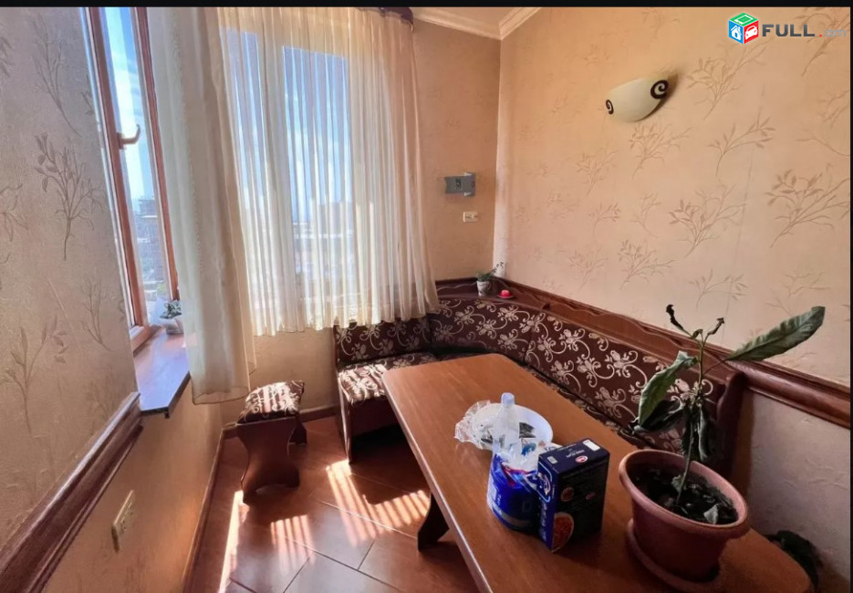 LA07201 Վարձով 3 սենյականոց բնակարան Աջափնյակ ,Մազմանյան փողոց , նորակառույց շենք