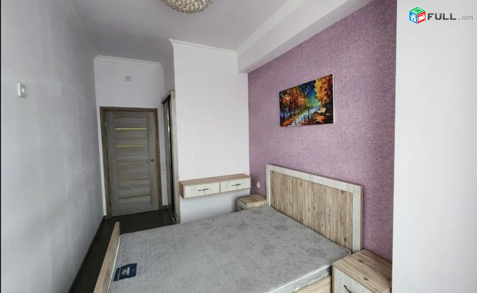 LA07957 Վարձով 3 սենյականոց բնակարան Աջափնյակ , Շինարարների փողոց նորակառույց շենքում