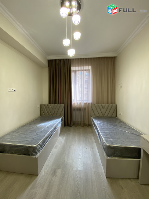 LA08432  Վարձով 3 սենյականոց բնակարան Անաստաս Միկոյանի փողոց , նորակառույց շենքում