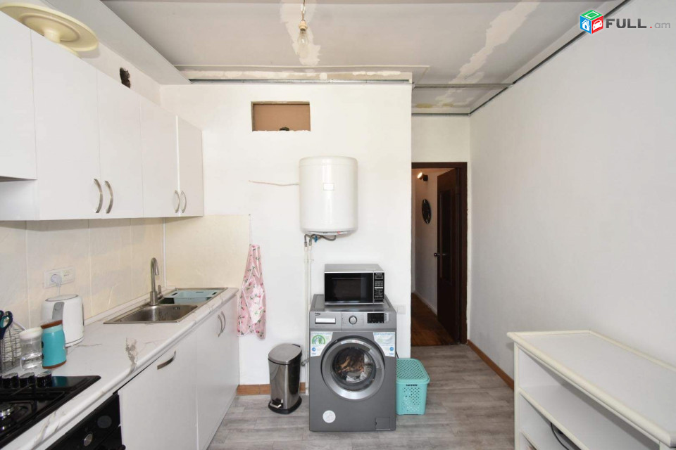 LA09360 Վաճառվում է 2 սենյականոց բնակարան Լենինգրադյան փողոցում