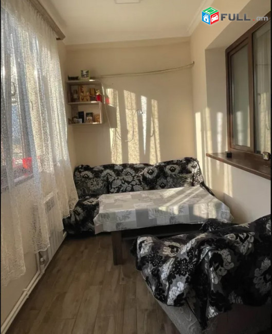LA09405 Վարձով 3 սենյականոց բնակարան Դավիթ Բեկի փողոց, Էրեբունիում