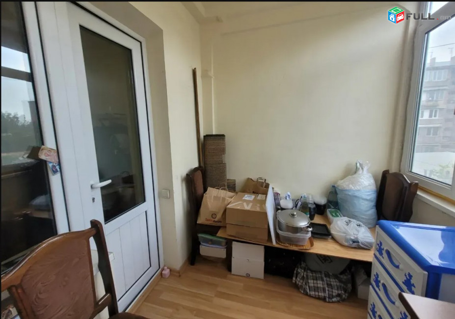 LA09692 Վաճառվում է 2 սենյականոց բնակարան Արամ Խաչատրյանի փողոցում