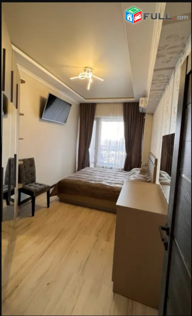 LA10351 Վարձով 2 սենյականոց բնակարան  Եղիշե Չարենցի փողոց , նորակառույց շենքում
