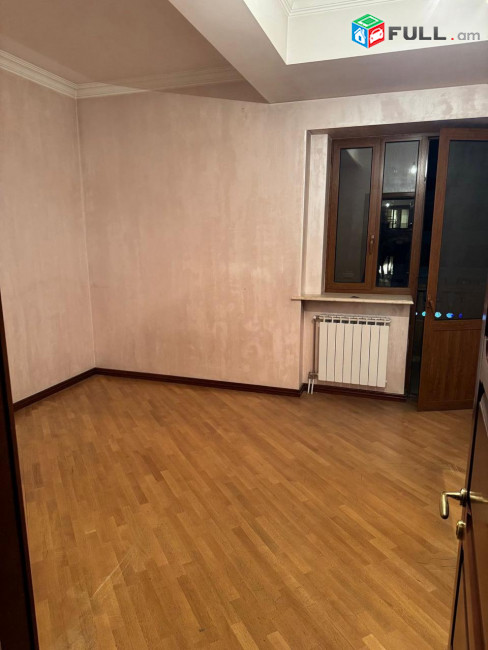 LA11688  Վարձով 600 քմ. Բազմաֆունկցիոնալ գույք Տերյան փողոցում կենտրոնում