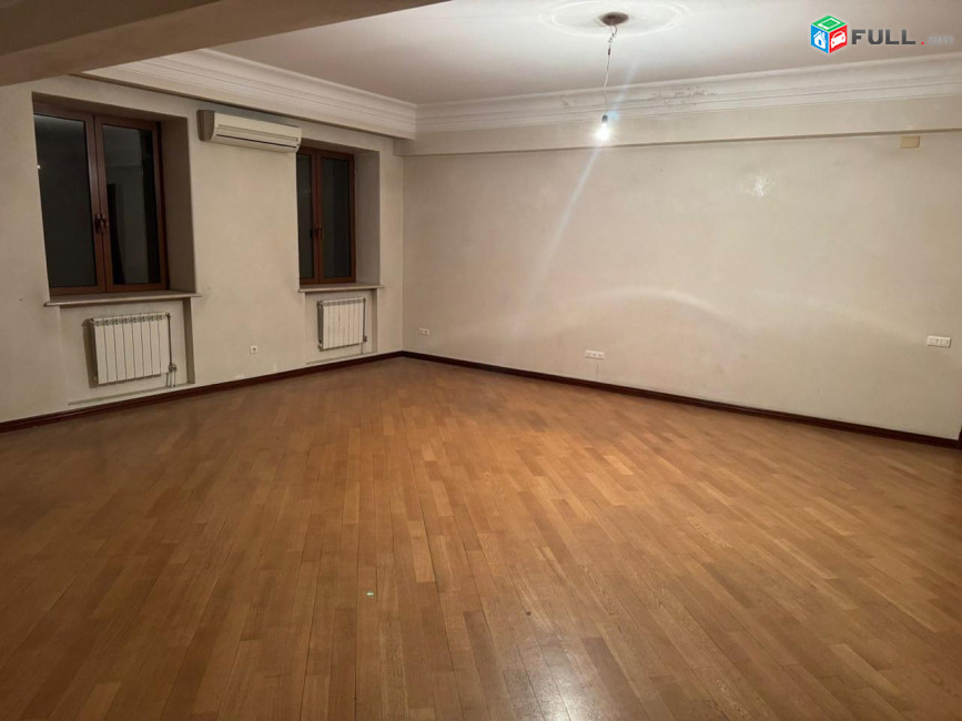 LA11688  Վարձով 600 քմ. Բազմաֆունկցիոնալ գույք Տերյան փողոցում կենտրոնում