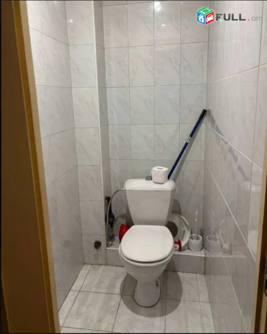 LA11692 Վարձով 3 սենյականոց բնակարան Տպագրիչների փողոցում ,Վերնիսաժի մոտակայքում