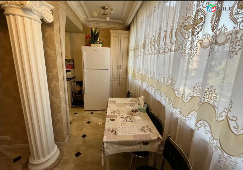 LA11751 Վարձով  3 սենյականոց բնակարան Լենինգրադյան փողոցում