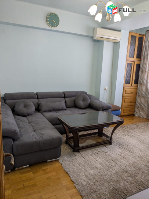 LA00577 Վարձով 2 սենյականոց բնակարան Թումանյան փողոցում